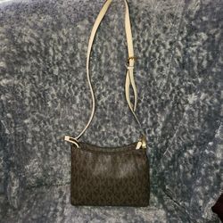 Michael Kors Crossbody Bag