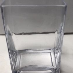 Special occasions/ home decor. cube vase, clear glass, 6 inches tall, 4 inches wide, 3 inches depth, 2 pieces available, $3 each.