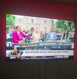 70 inch TCL tv used $250