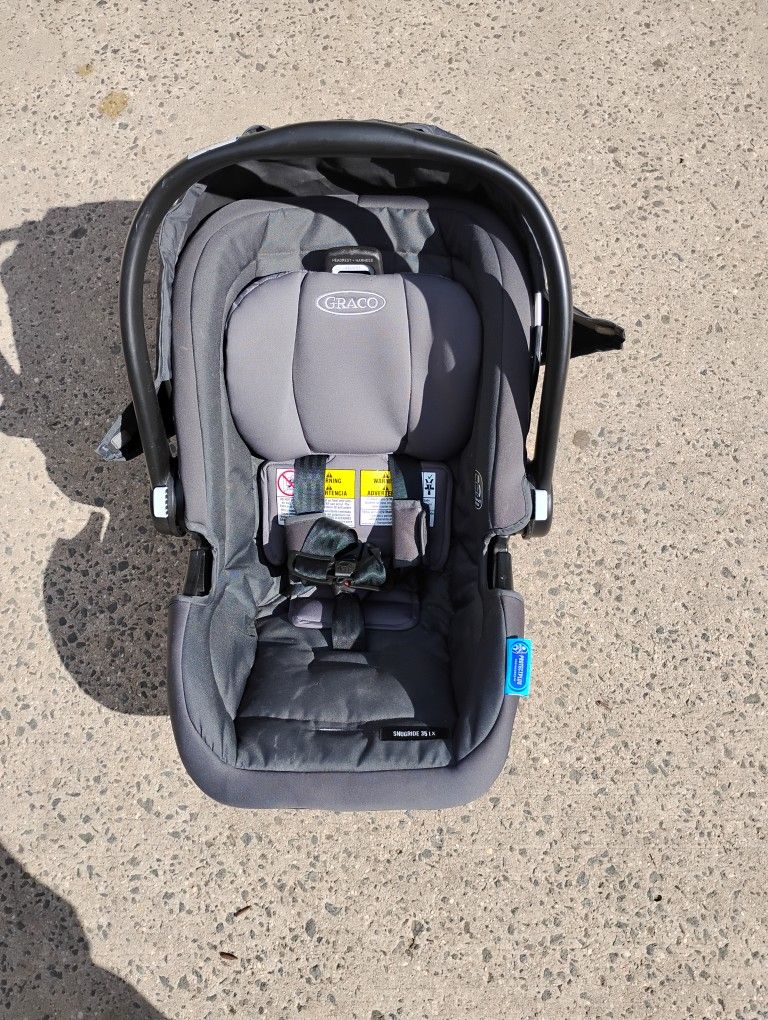 Graco Snugride XL Car Seat