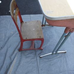 Vintage school desktop