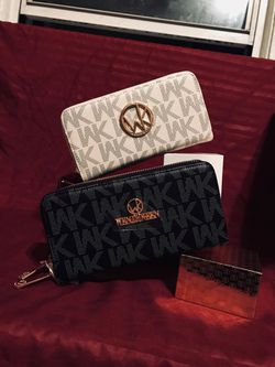 Wendy Keen double zipper purse