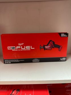 Milwaukee M18 FUEL  Hackzall One handed recip saw