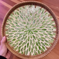 Rattan Pearl Tray 12"