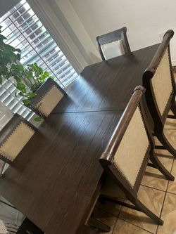 Comedor de 6 sillas