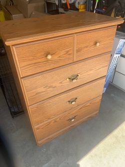 Dresser