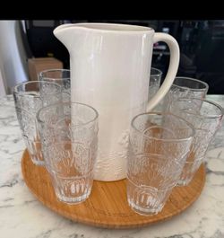 4 vasos $45 y jarra $45 princess house