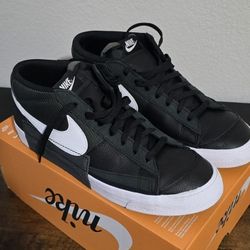 Nike Blazer Mid '77
