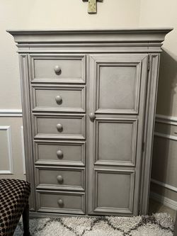 Baby Cache Vienna Gray Chifforobe