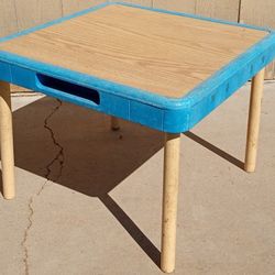 Kid Table