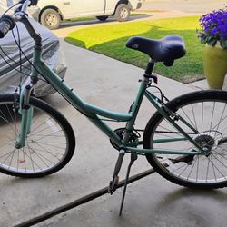 WOMEN'S BIKE