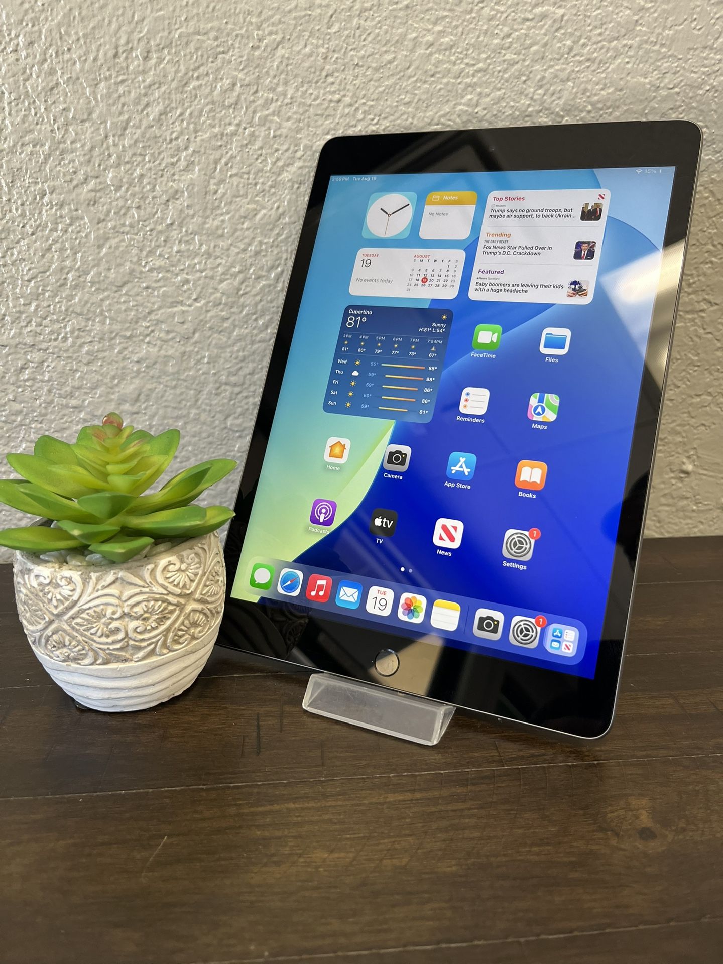 iPad 9th Generation Cellular 64GB - Black
