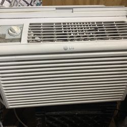 LG window AC unit 5000 BTUs