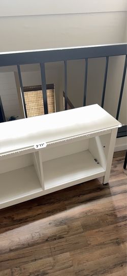 Tv stand