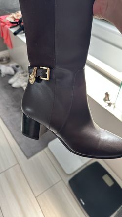 Women’s leather MK boots