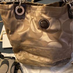 Coach purse
