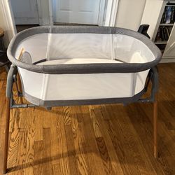 Chicco 3 in 1 bassinet