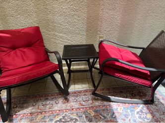Table & rocker chairs