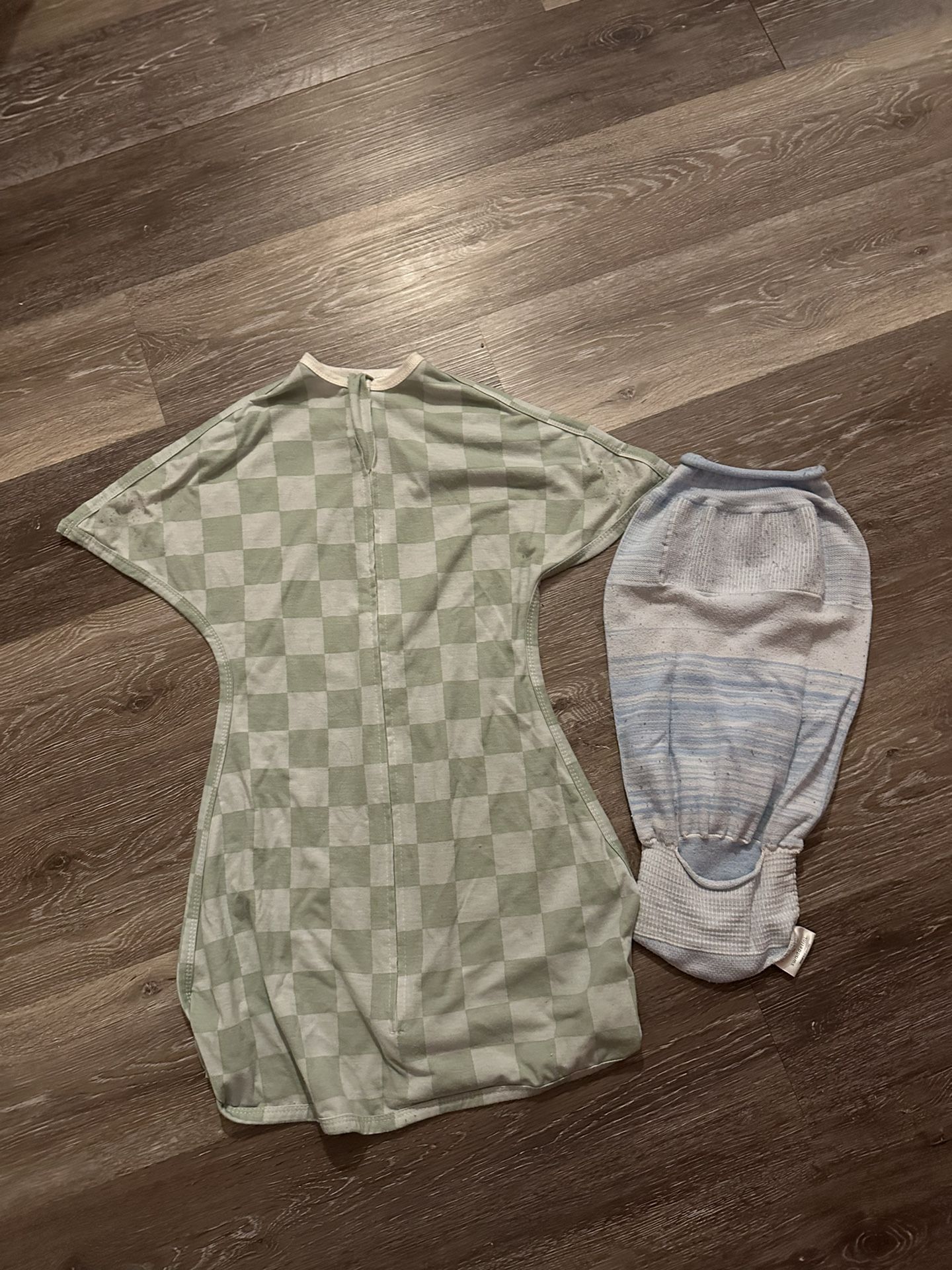Swaddles