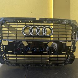 2009-2013 AUDI A3 GRILLE OEM