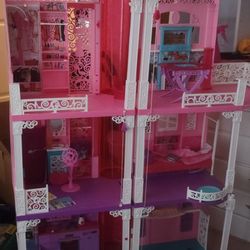 Barbie Dream House Used