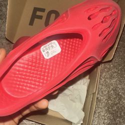 Adidas Yeezy Foam Runner Red