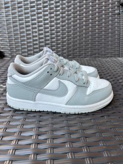 Kids Nike dunk fog grey size 1y $25