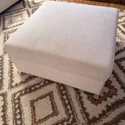 Pottery Barn Teen Burnett Storage Ottoman