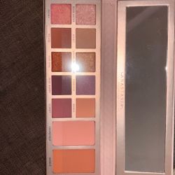 3 Eyeshadow Palettes 