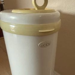 Ubbi diaper pail