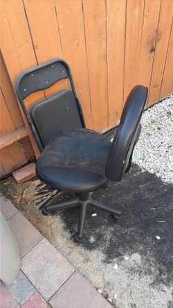 FREE chairs
