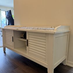 Bench 2-door With Cover Sheet 