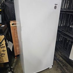 Whirlpool Upright Freezer $500 FIRM