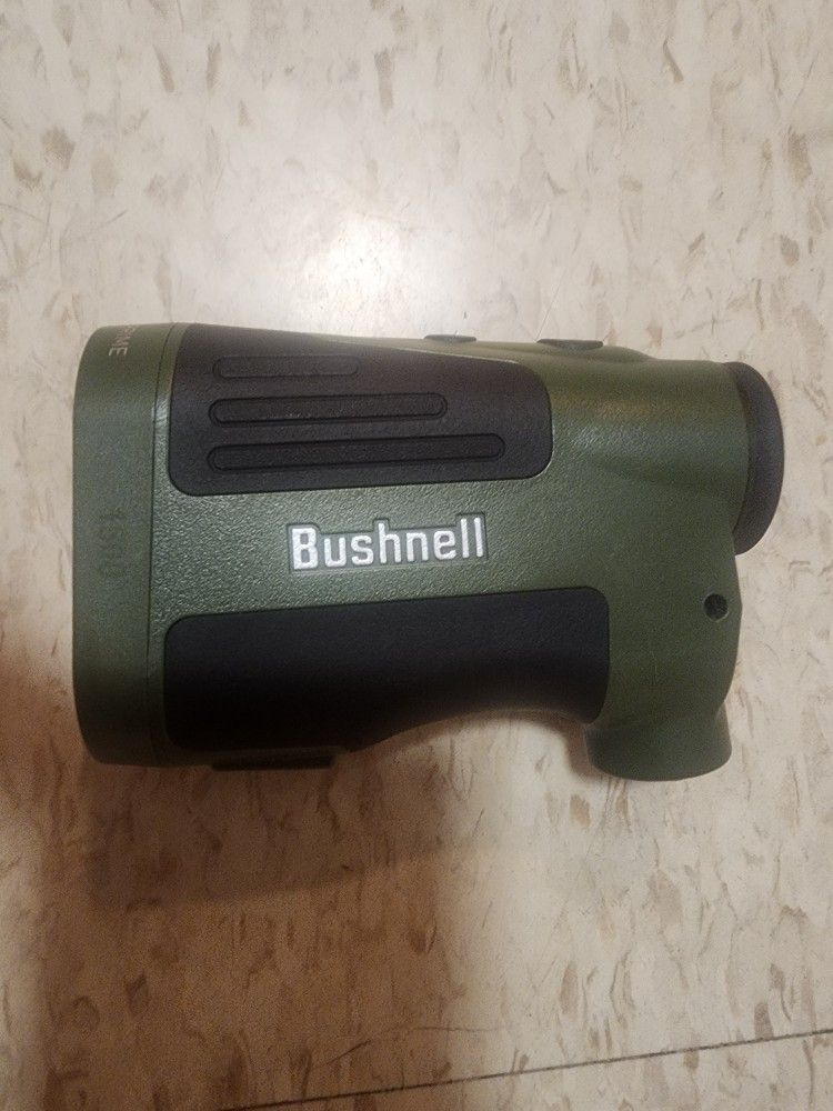 Bushnell Prime 1500 Rangefinder