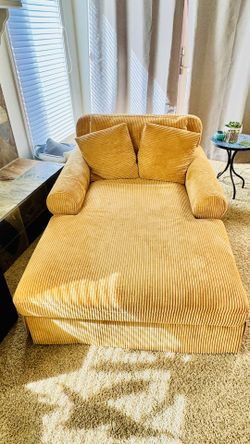 Upholstered Chaise lounge