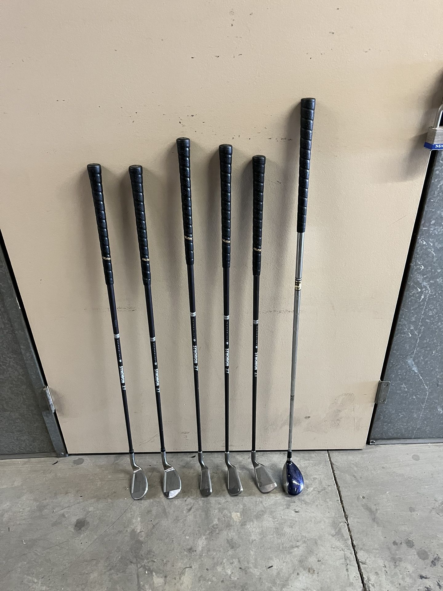 UNISEX LEFT HANDED GRAPHITE PETITE GOLF CLUBS -FOR PEOPLE 5 FEET/UNDER