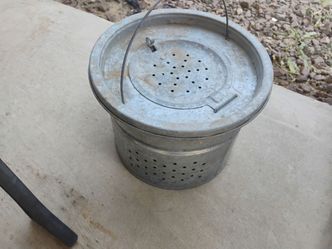 Fish keeping basket $10