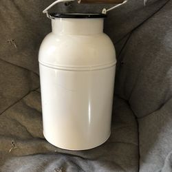 Farmhouse Milk Can