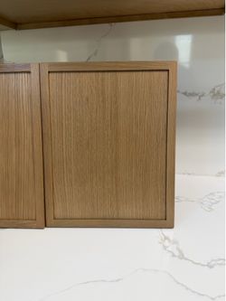 Slim oak shaker