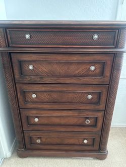 Dark Wood 5-Drawer Chest Dresser- FREE