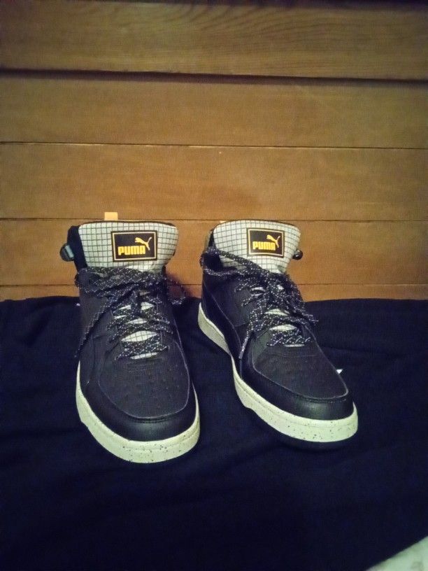 Pumas  Size .9  Brad New  $ 40