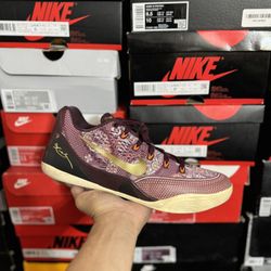 Kobe 9 EM Low Silk size 11 USED But Clean