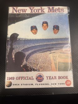 Unopened 1969 New York Mets Official Yearbook 