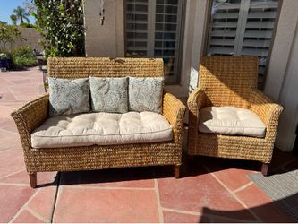 Beautiful Wicker Loveseat & Chair