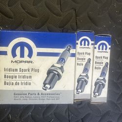 Spark Plugs For 3.6L Mopar Engine