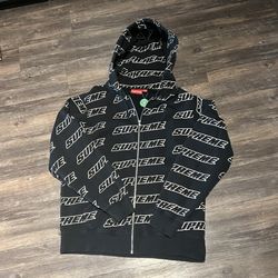 Supreme Zip-Up (Size L)