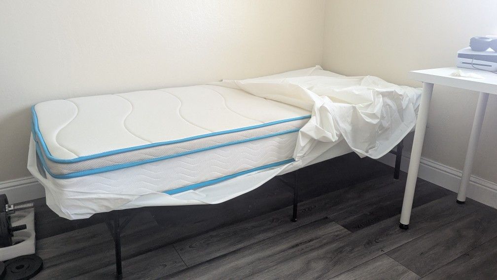 Twin XL Foldable Bed Frame + Mattress