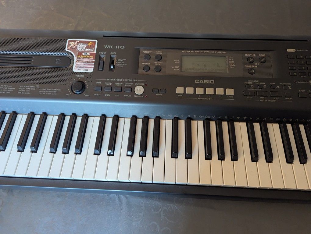 Casio WK-110 76-Key Portable Keyboard - Great for Beginners
