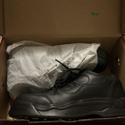 Steel toe Slip Resistant Work Shoes