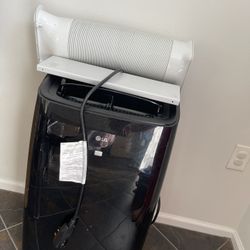 LG Electronics 10,000 BTU Portable Air Conditioner